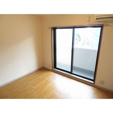 アーバンフォーレストの物件内観写真